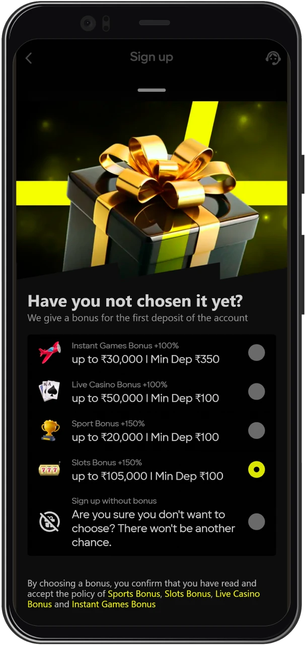 Choose a bonus for registering Parimatch in India.
